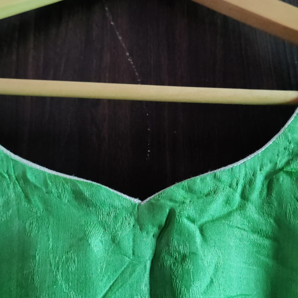 Pure Silk Patiala Suit - Picture 4 of 6